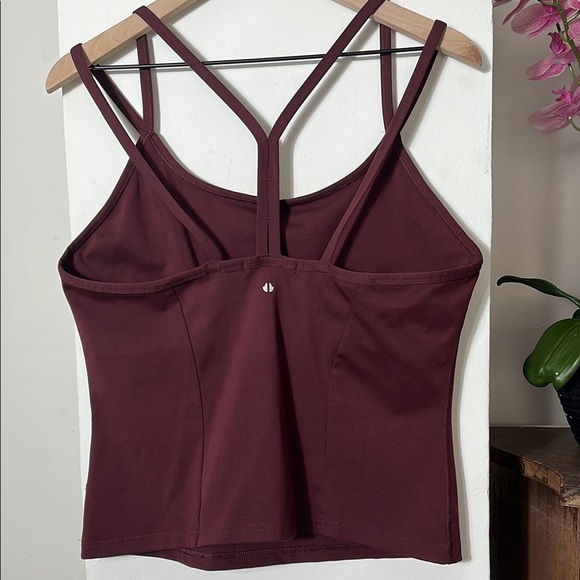 Thrive Society work out top - Picture 4 of 9